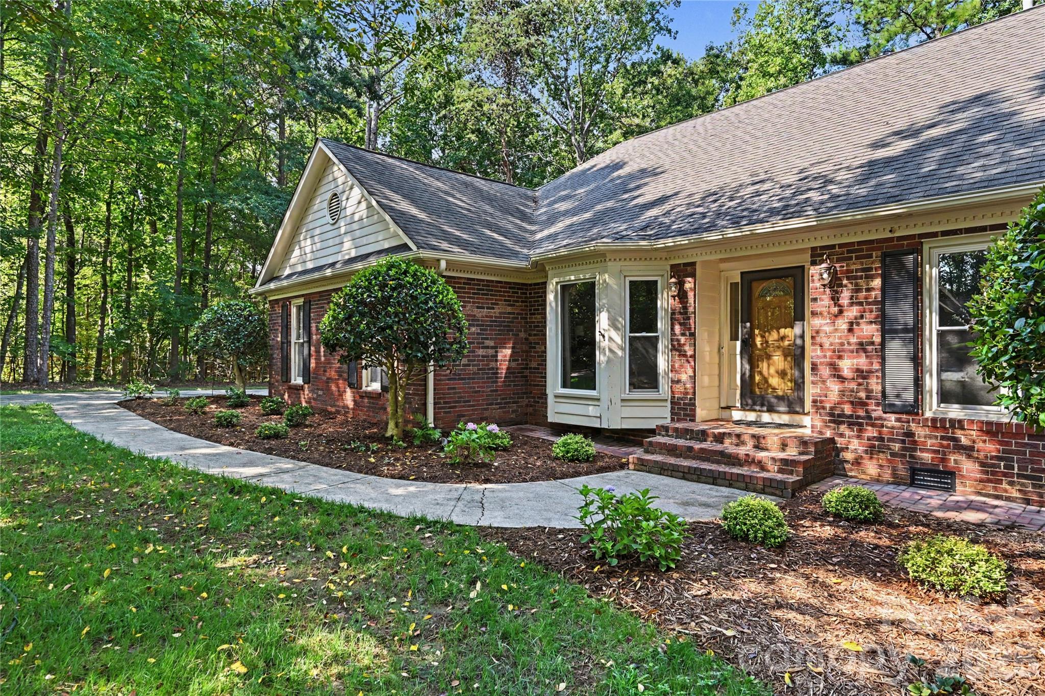 14905 Wyndham Oaks Drive