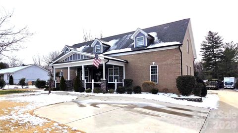 206 Cedar Drive Salisbury NC 28147