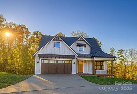 Photo of 202 Westridge Farm Road #4, Asheville, NC 28804 (MLS # 4312762)