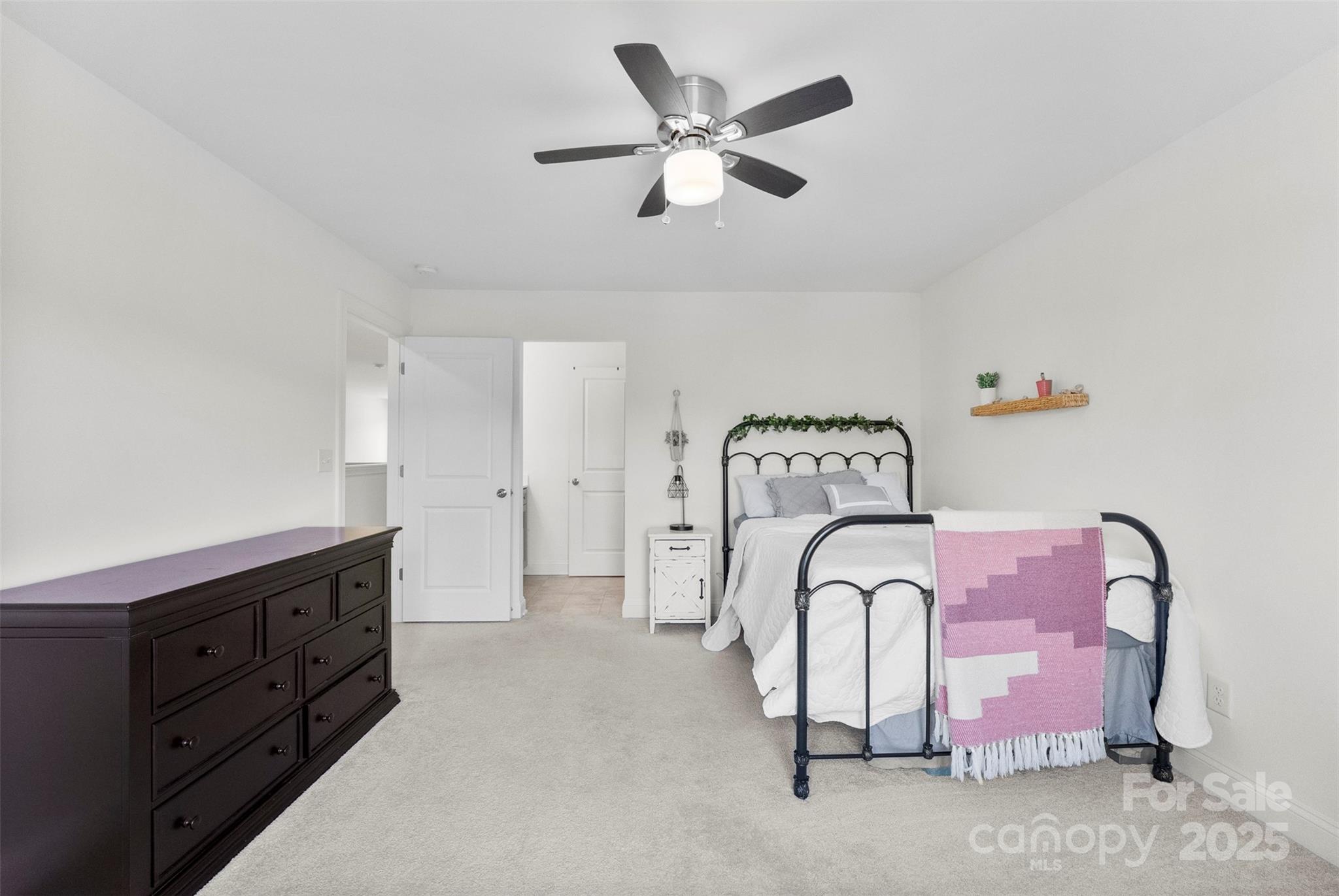 Robinson Oaks - Residential