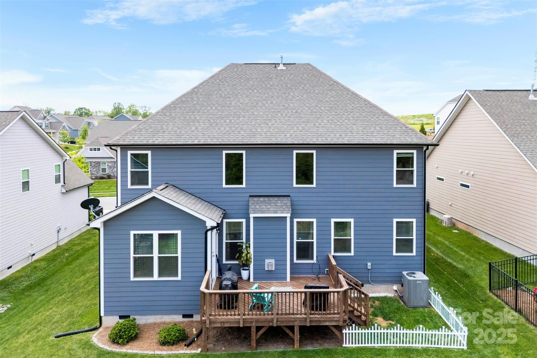 Robinson Oaks - Residential