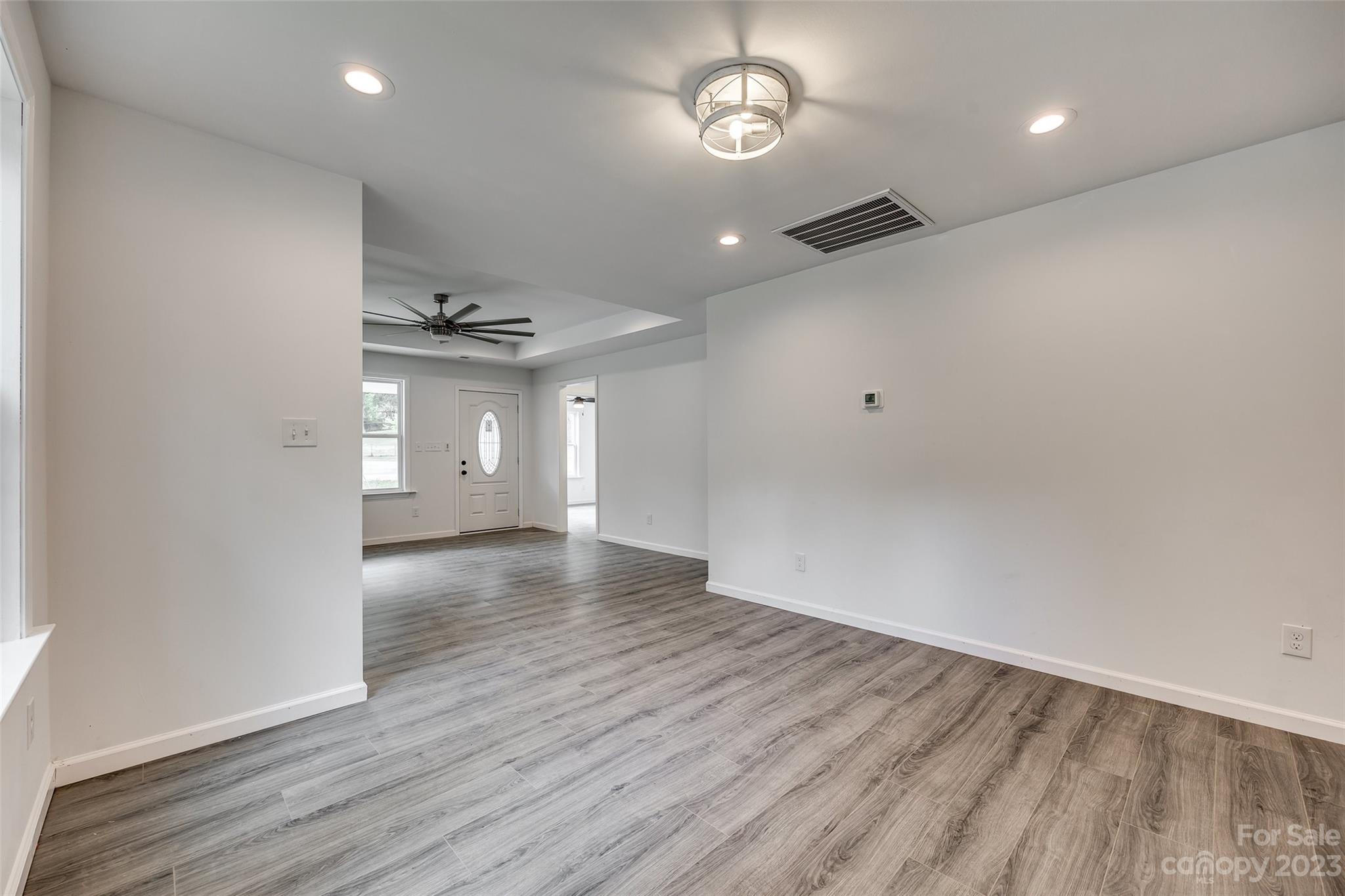 Sunny Hills - Residential