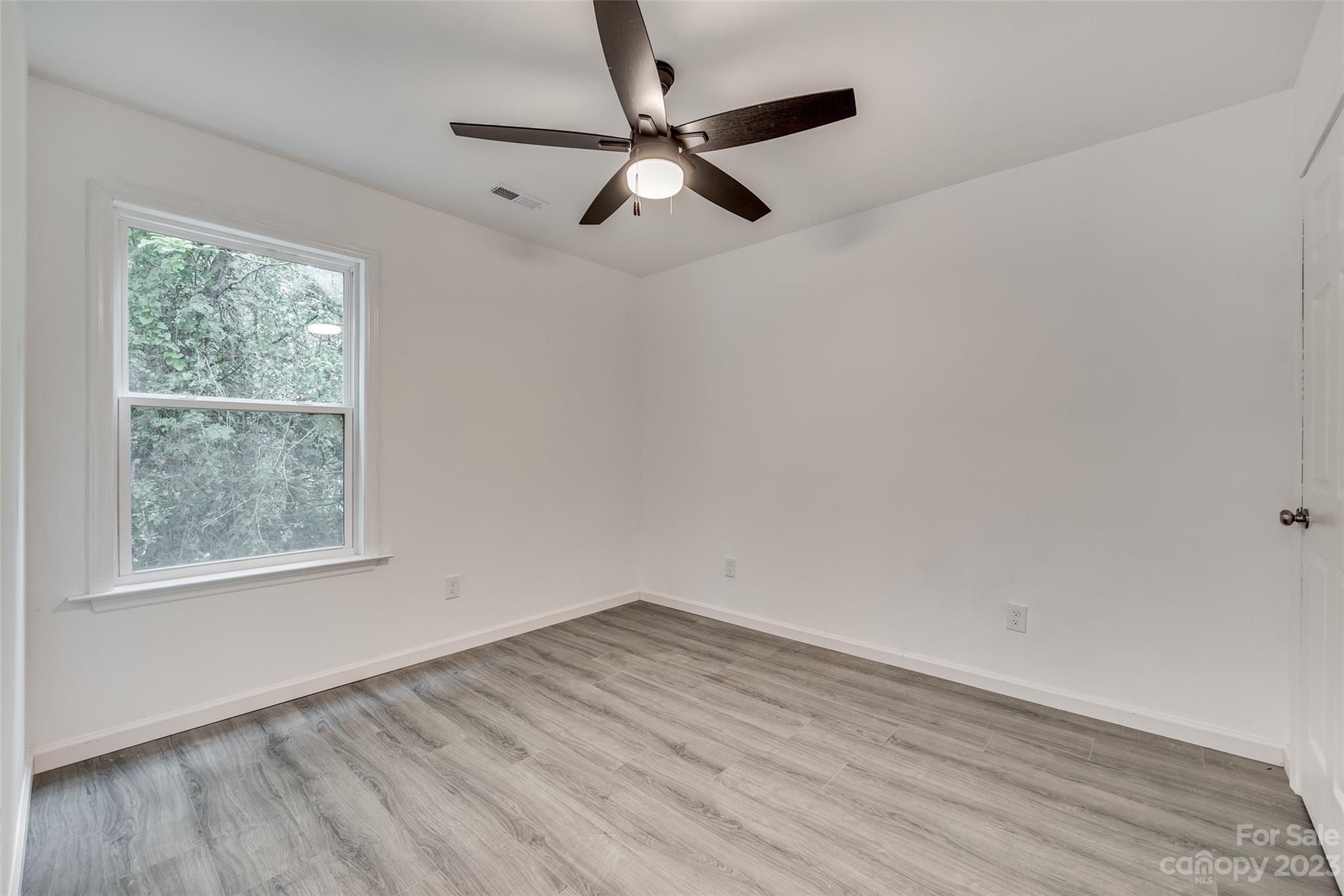 Sunny Hills - Residential