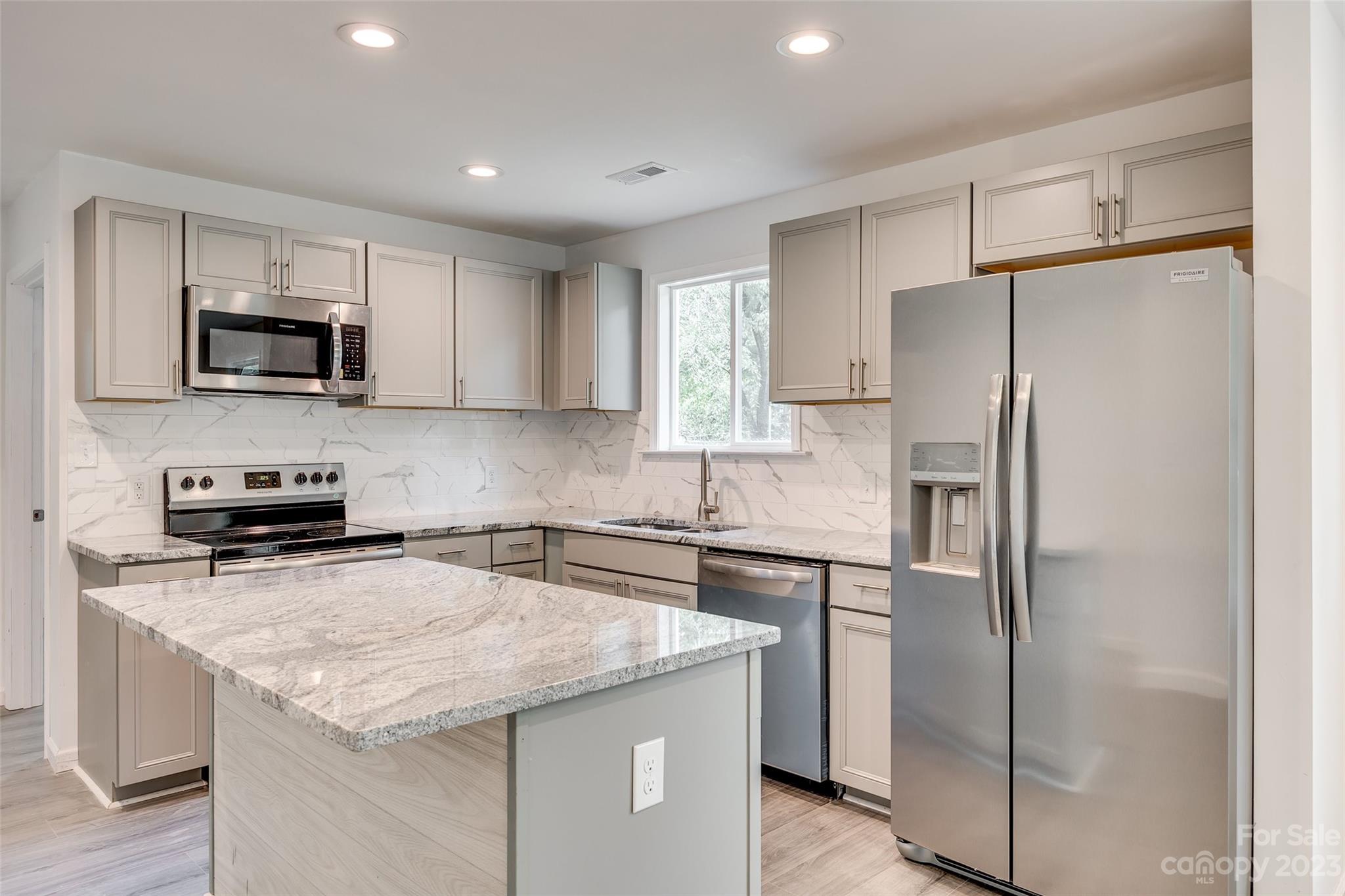 Sunny Hills - Residential