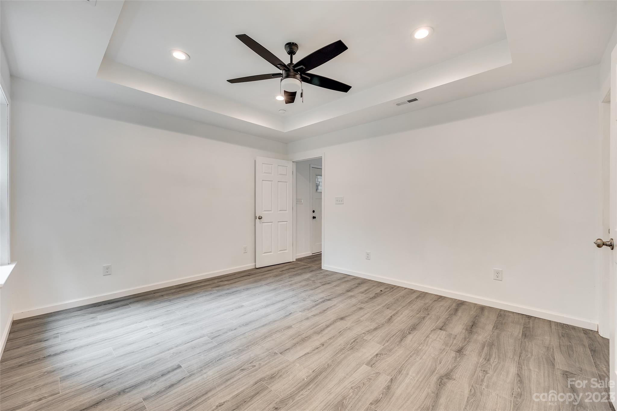 Sunny Hills - Residential