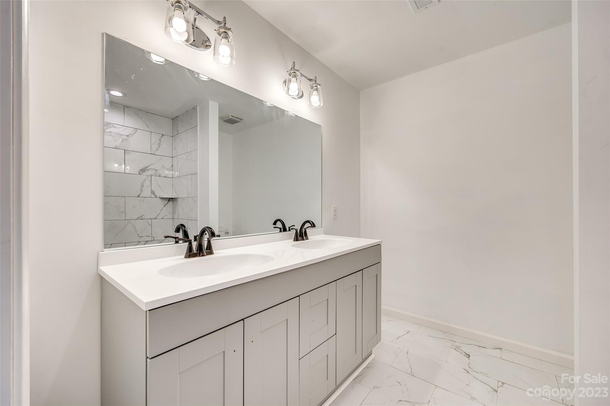 Sunny Hills - Residential