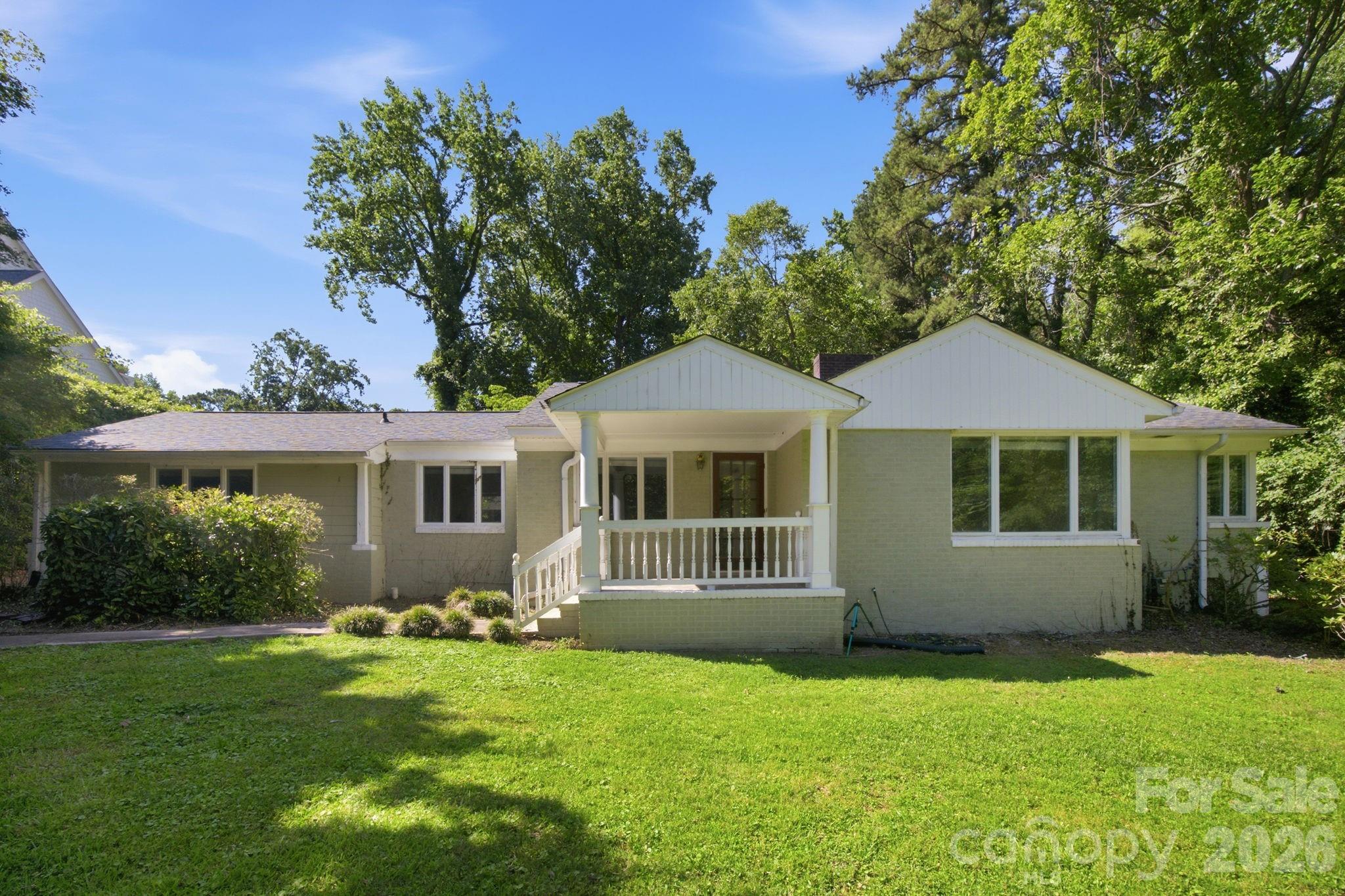 827 Jefferson Drive