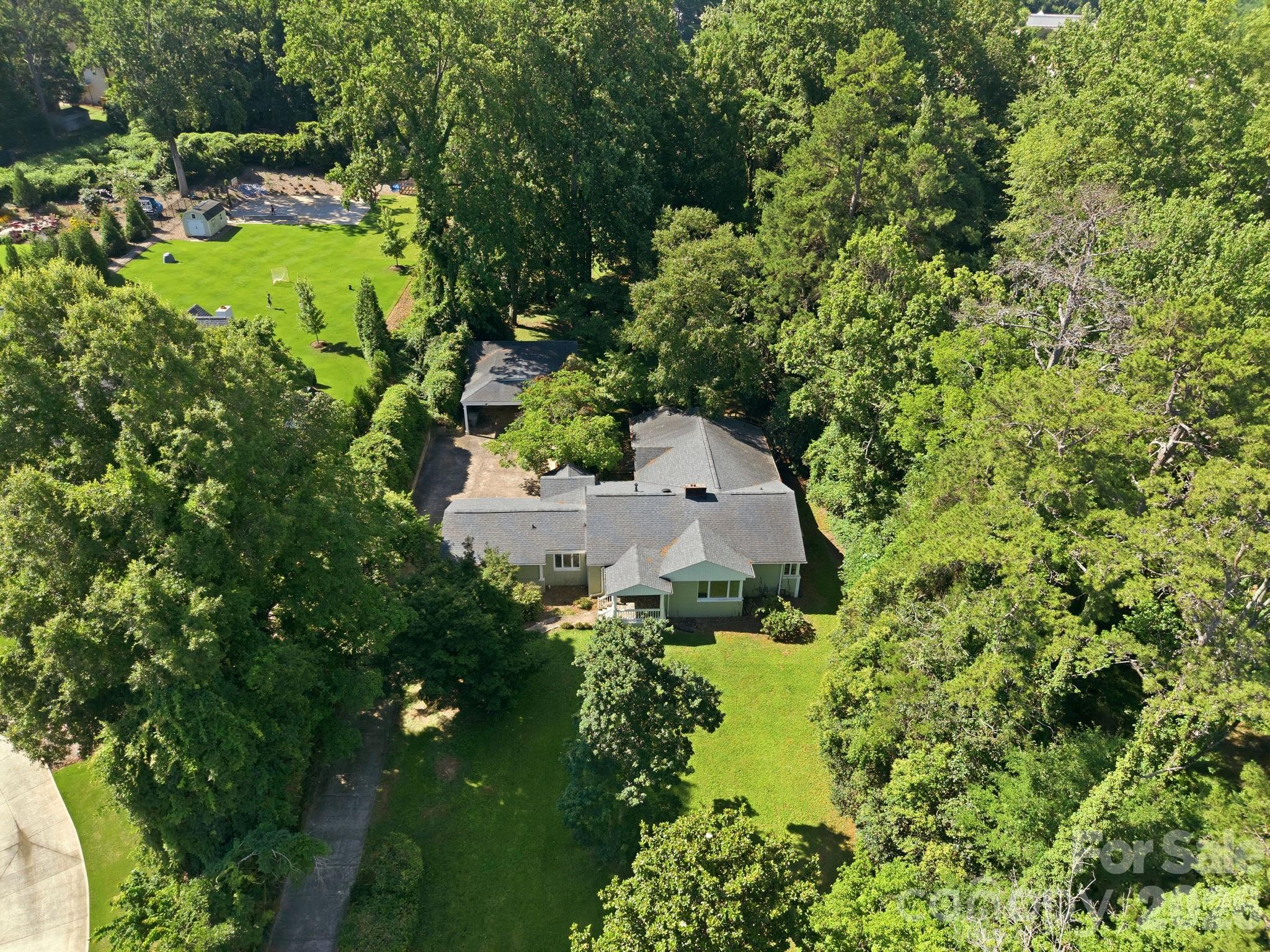 827 Jefferson Drive