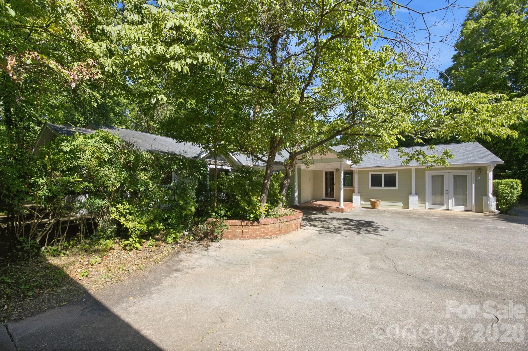 827 Jefferson Drive