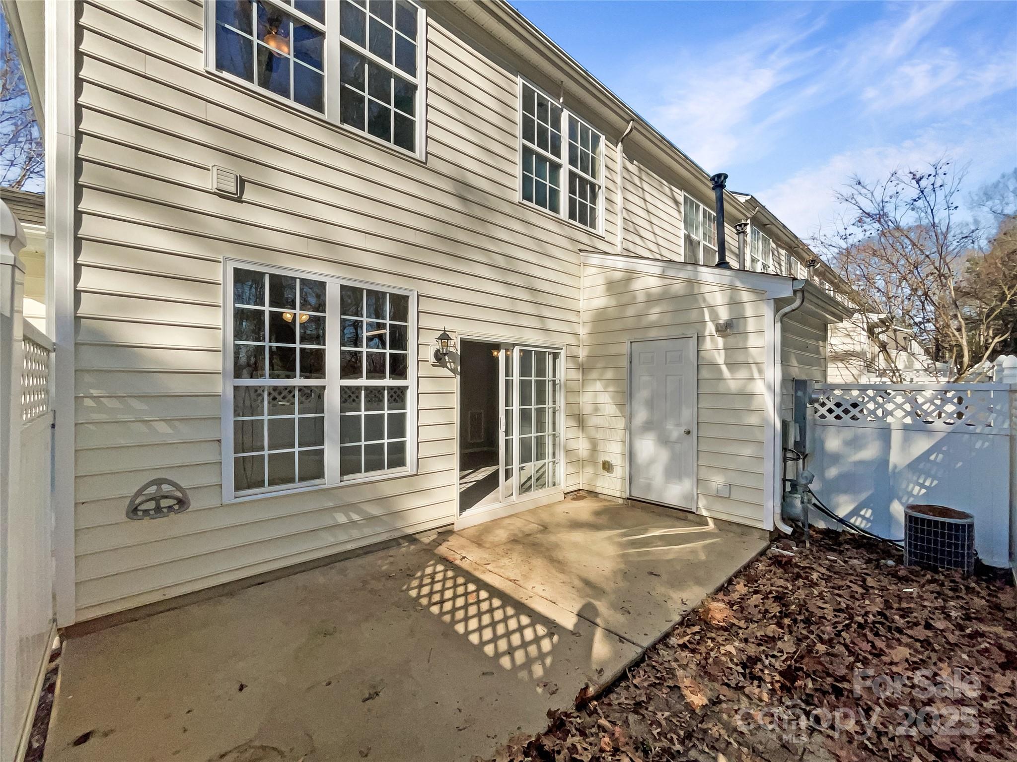 Ridge Pointe - Residential