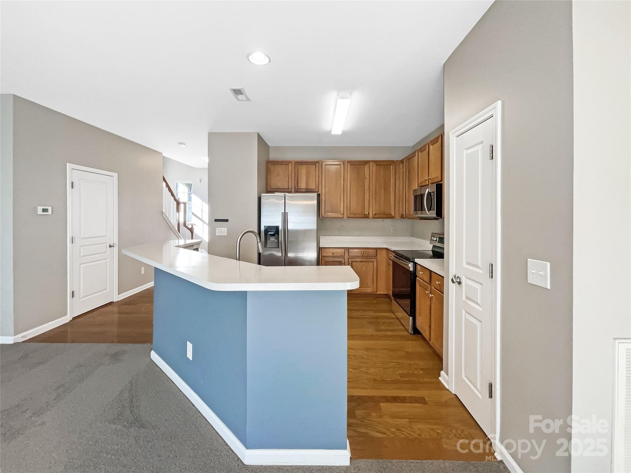 Ridge Pointe - Residential