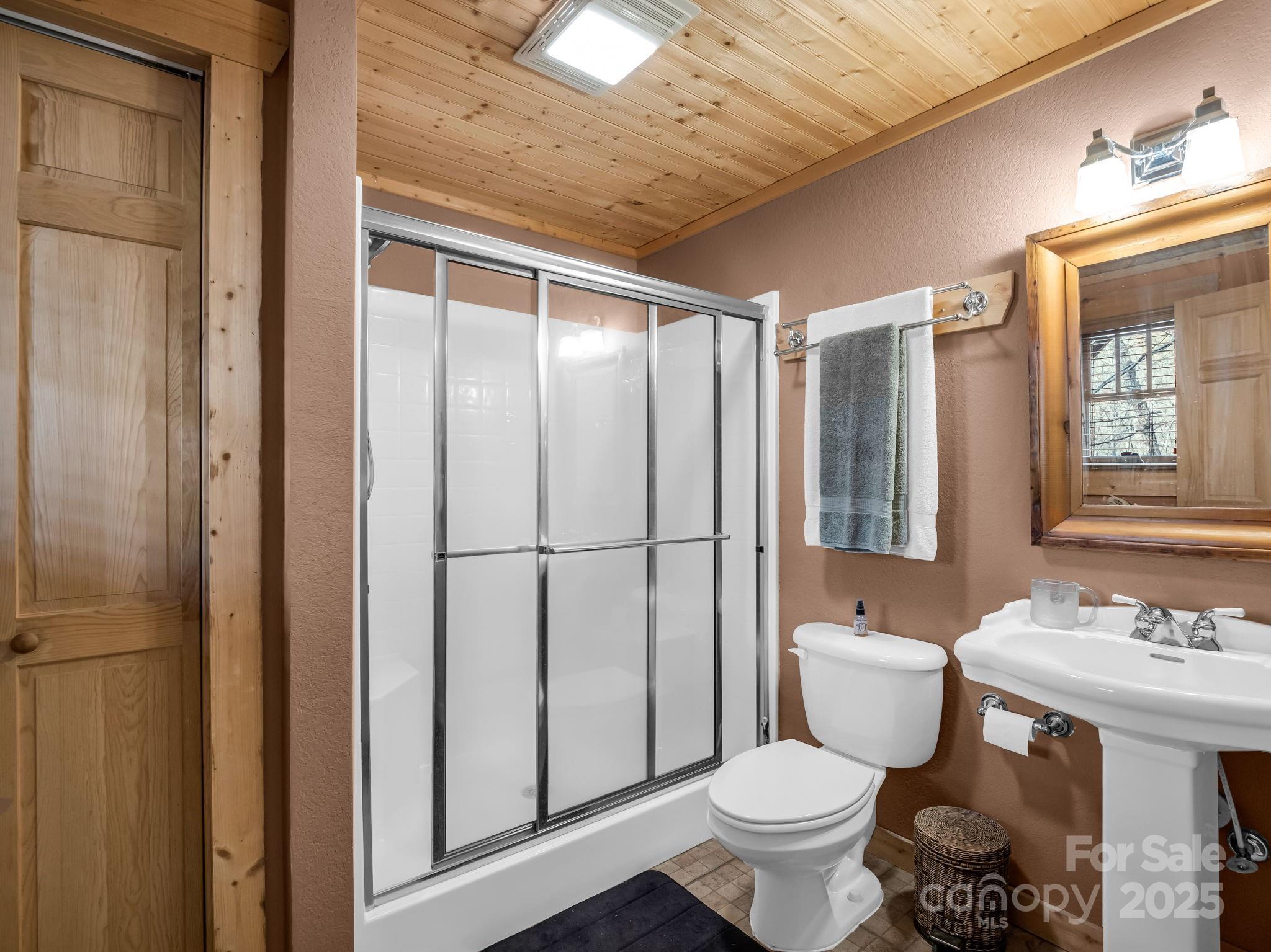 The Peaks at Lake Lure - Residential