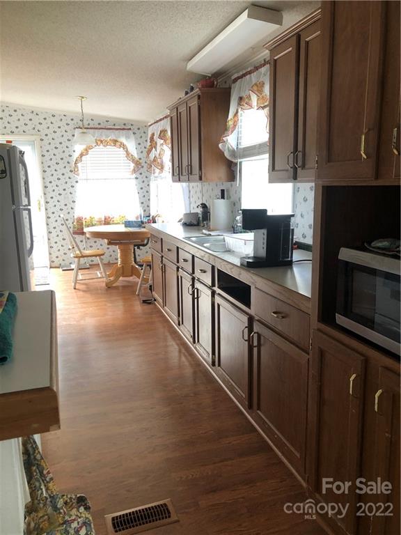 colonial estates - Residential