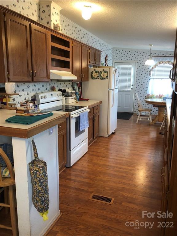 colonial estates - Residential