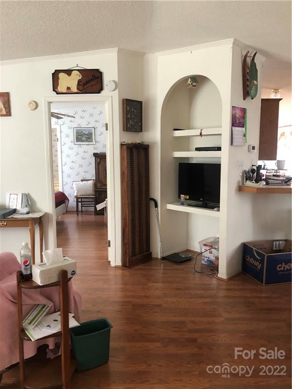 colonial estates - Residential