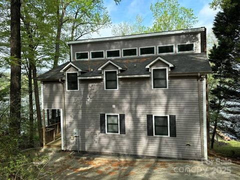 1224 Island Creek Drive Troy NC 27371