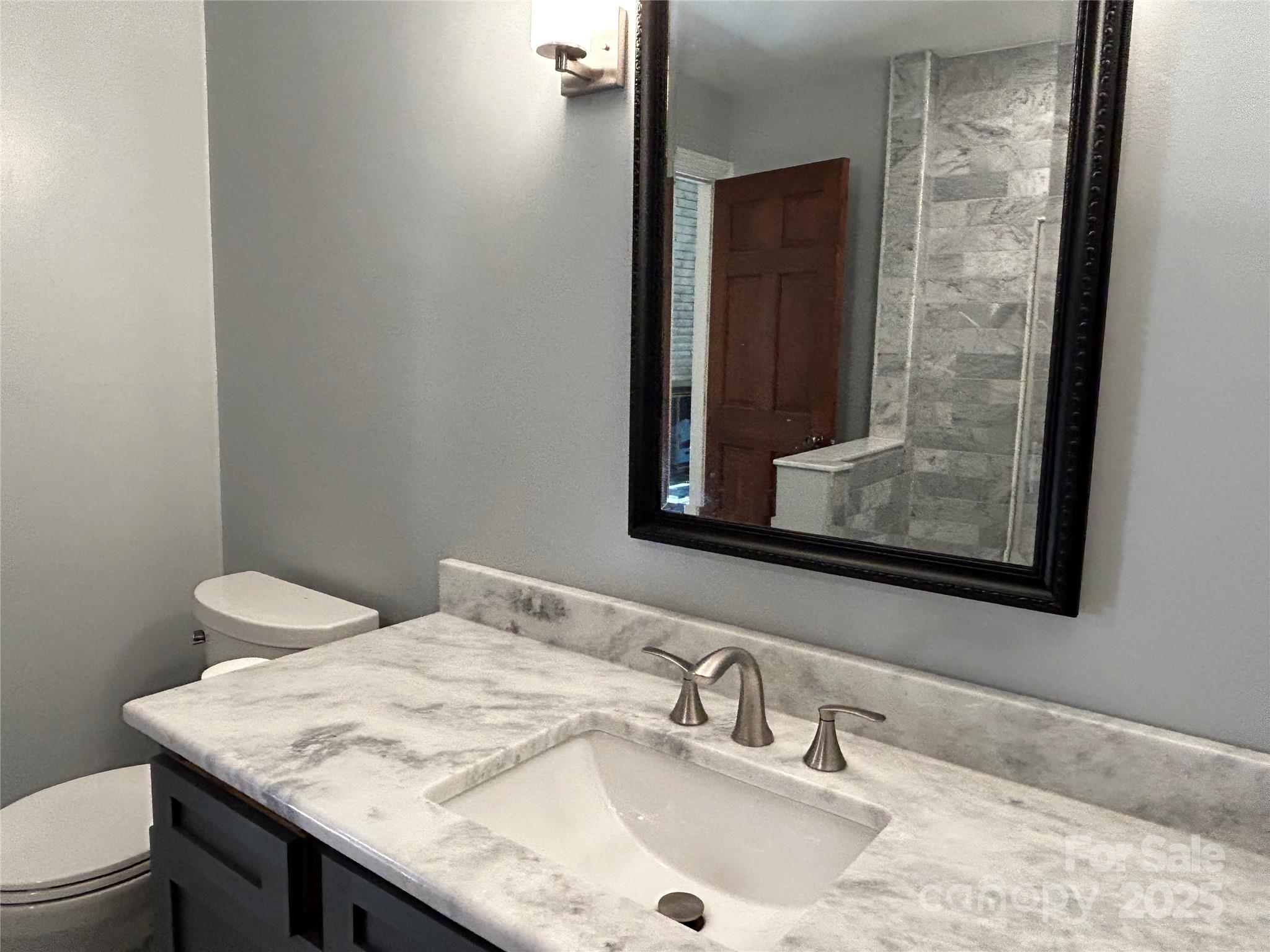 Point Largo - Residential