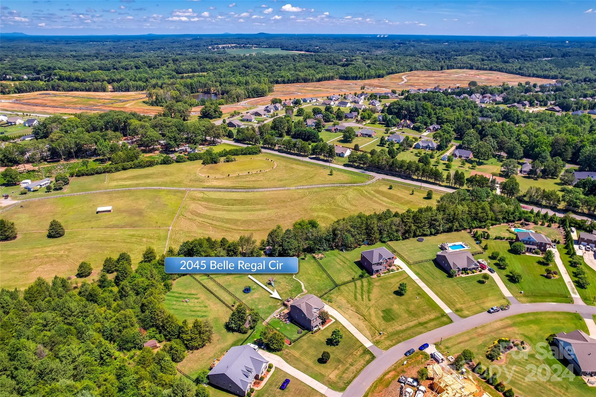 The Gates At Eastview - Residential