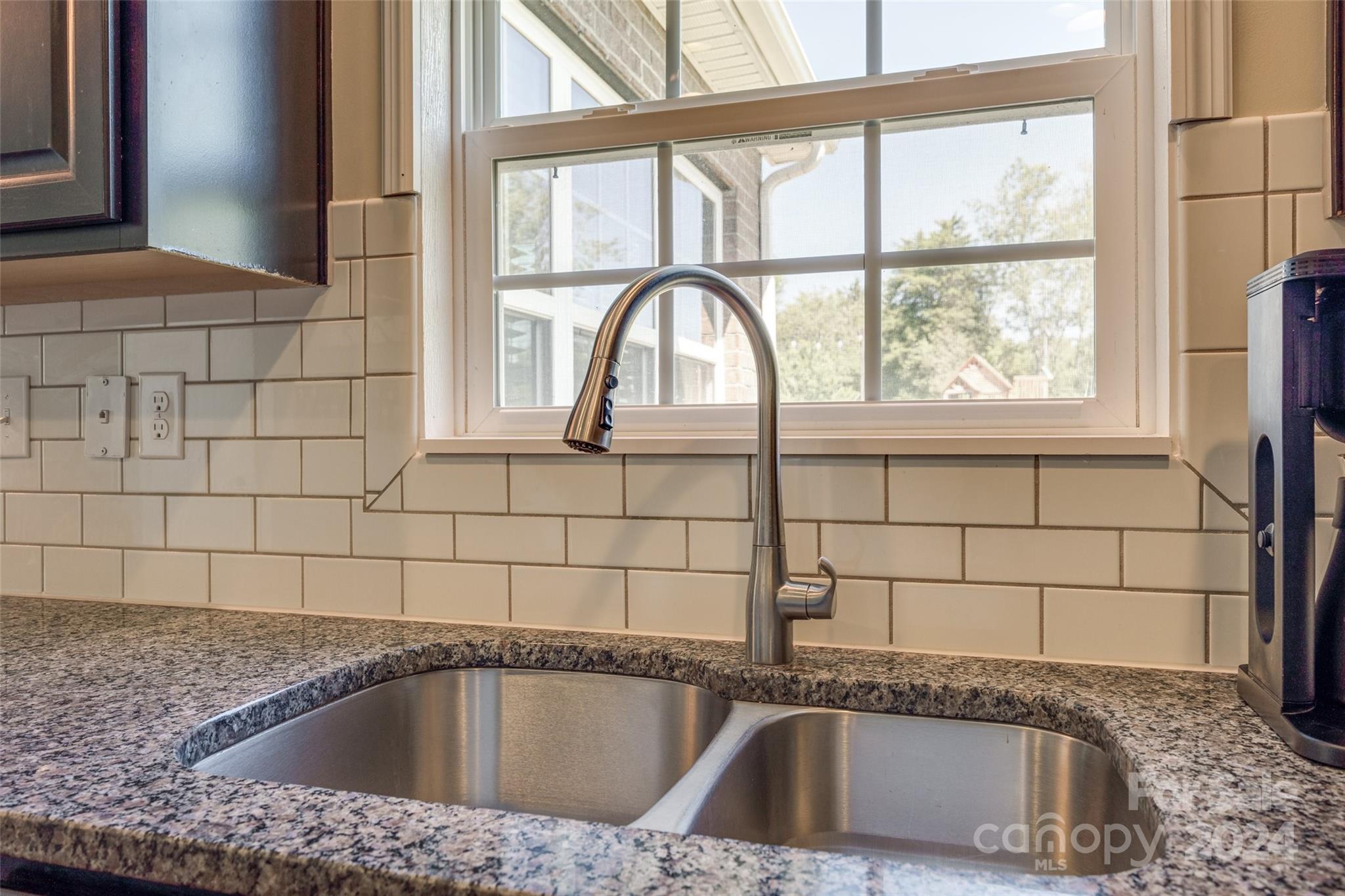 The Gates At Eastview - Residential