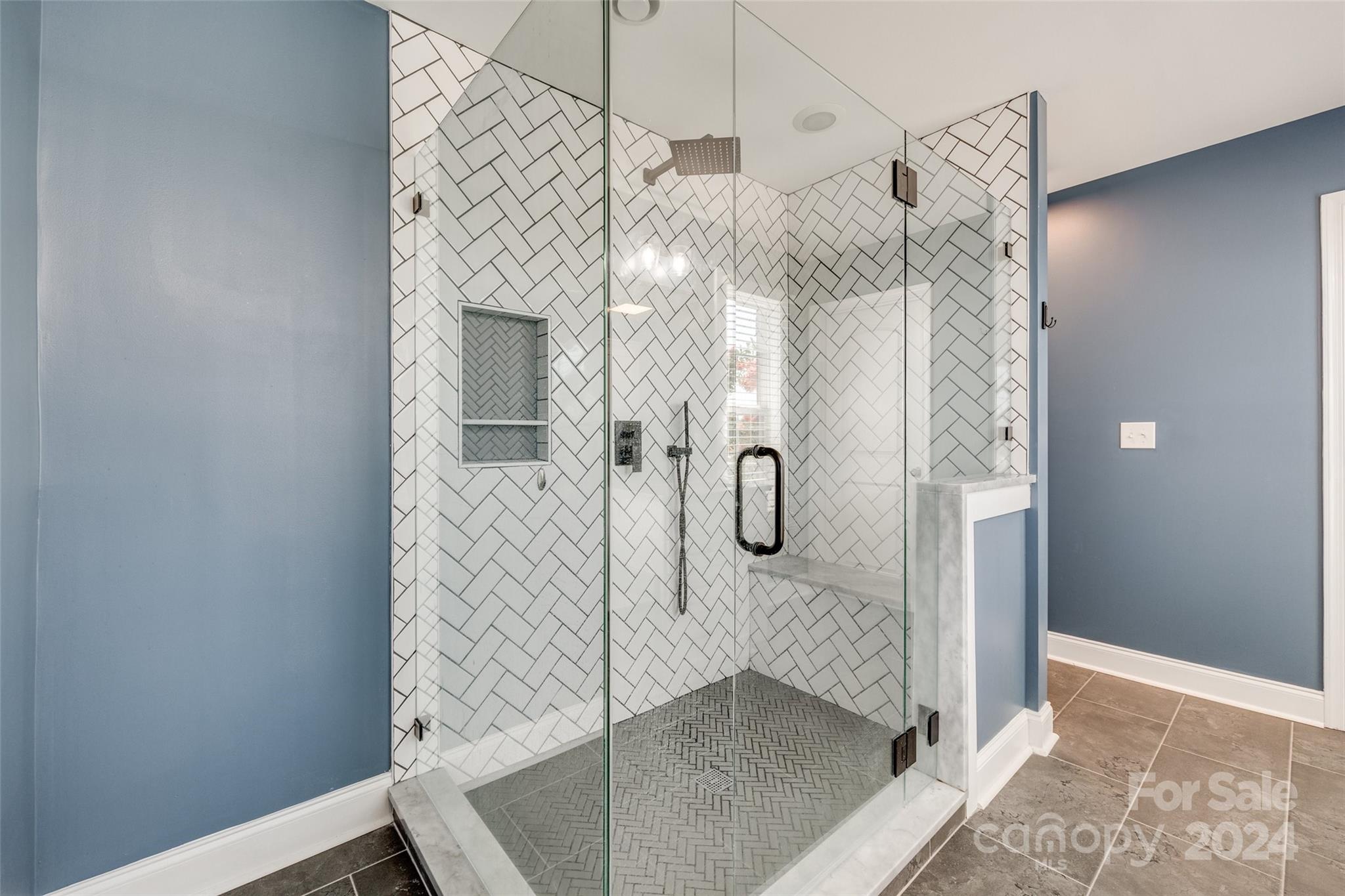 The Gates At Eastview - Residential