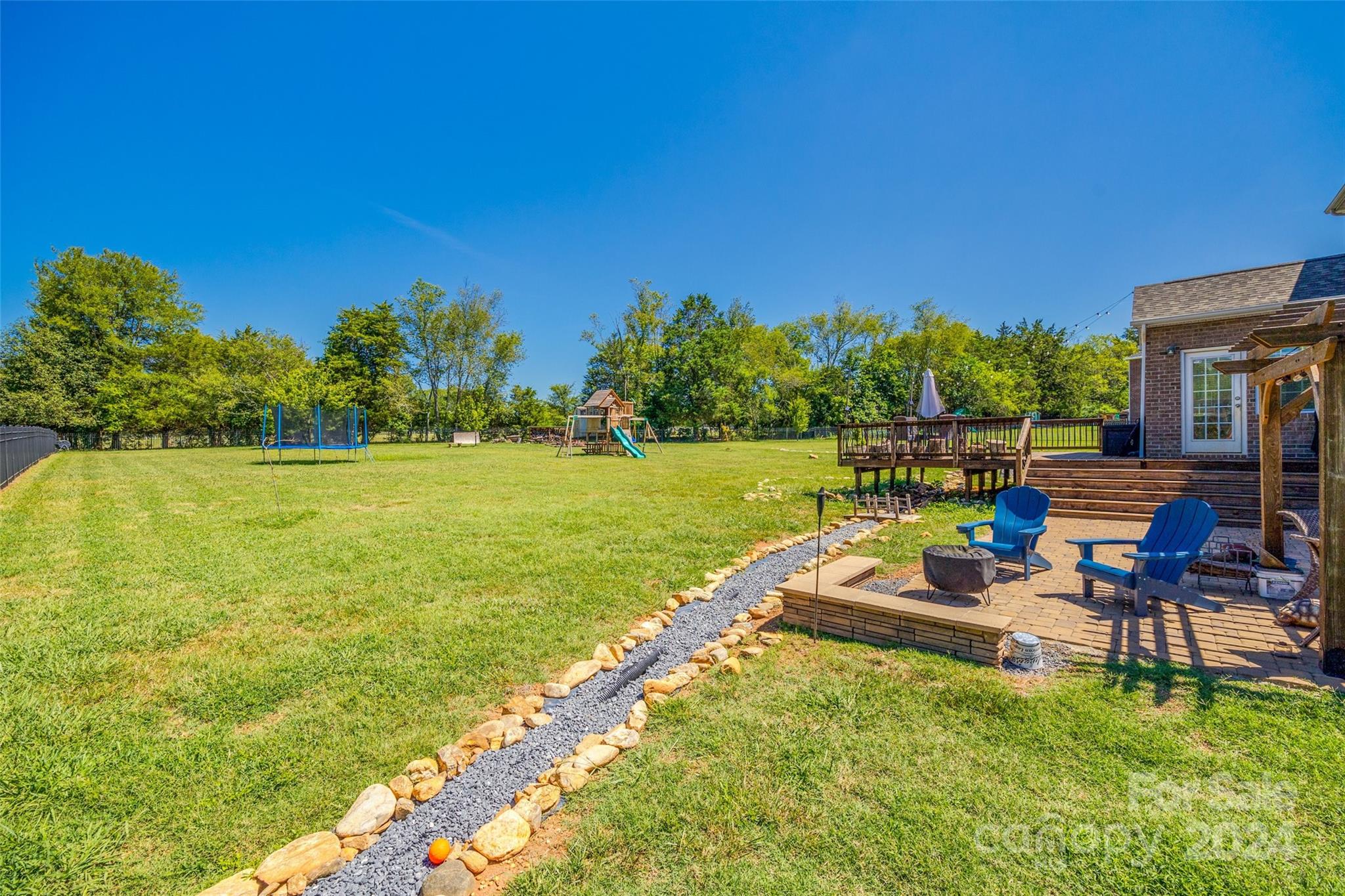 The Gates At Eastview - Residential