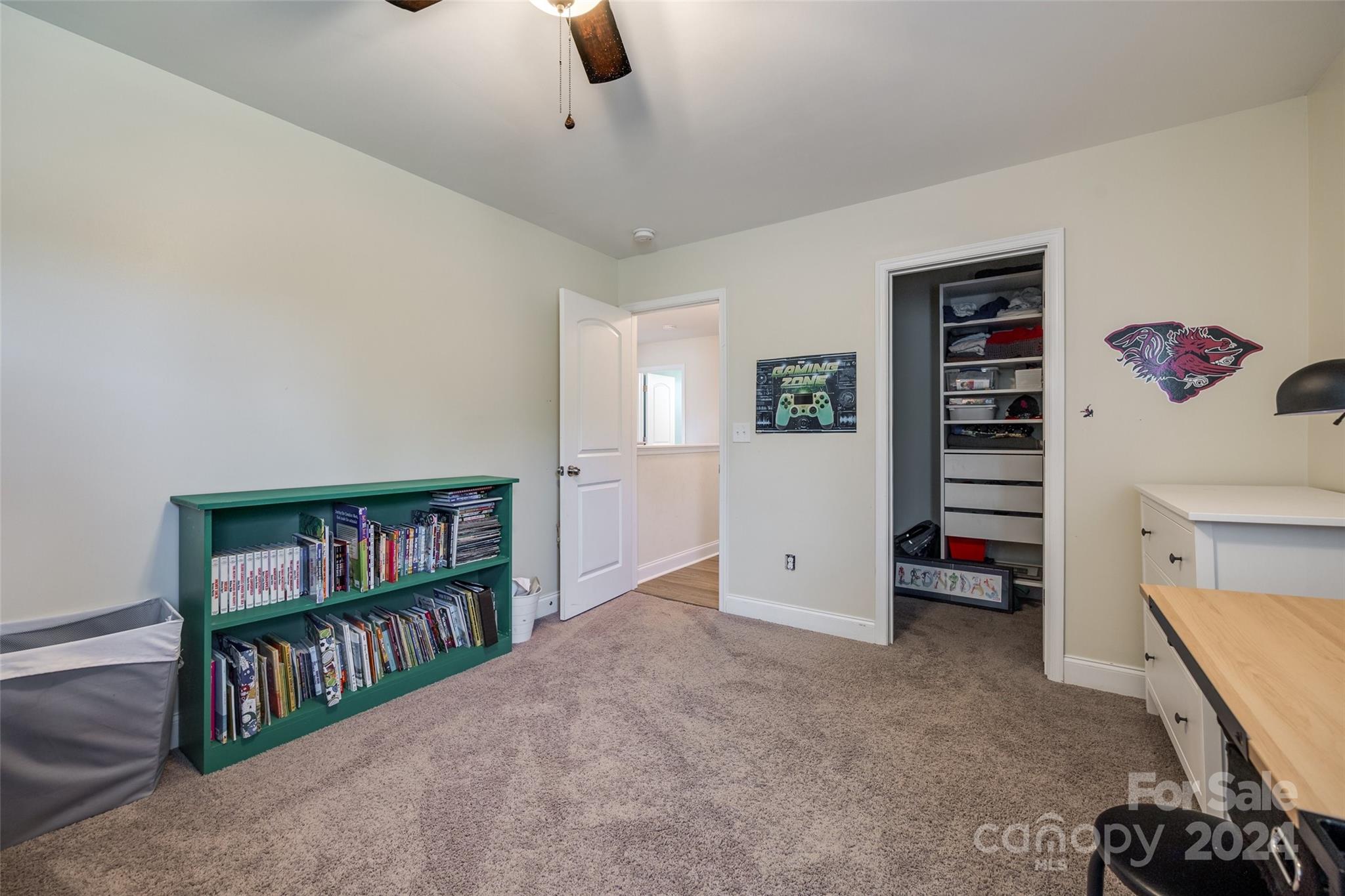 The Gates At Eastview - Residential