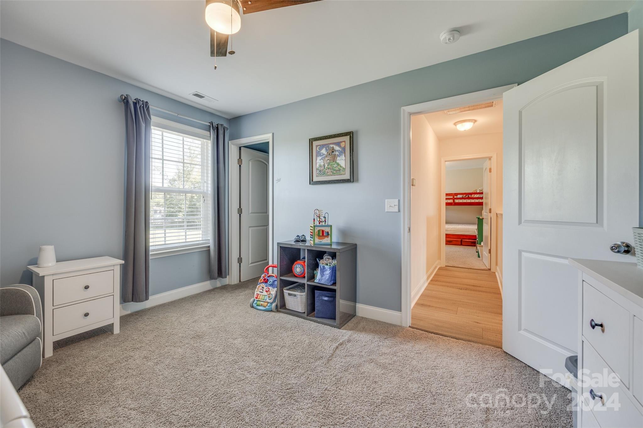 The Gates At Eastview - Residential