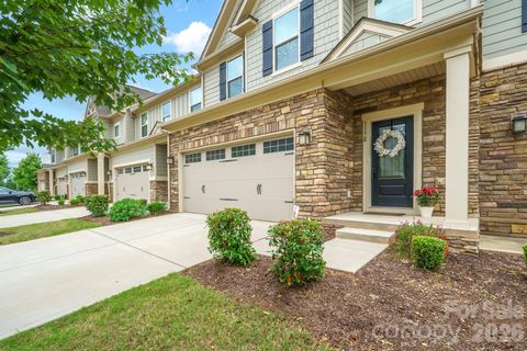 Photo of 117 Lanyard Drive #E, Mooresville, NC 28117 (MLS # 4352055)