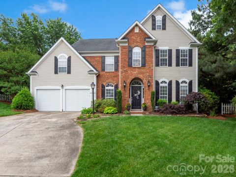 Photo of 12301 Silveroak Lane, Charlotte, NC 28277 (MLS # 4381821)