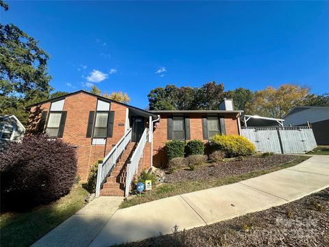 6221 Thermal Road Charlotte NC 28211