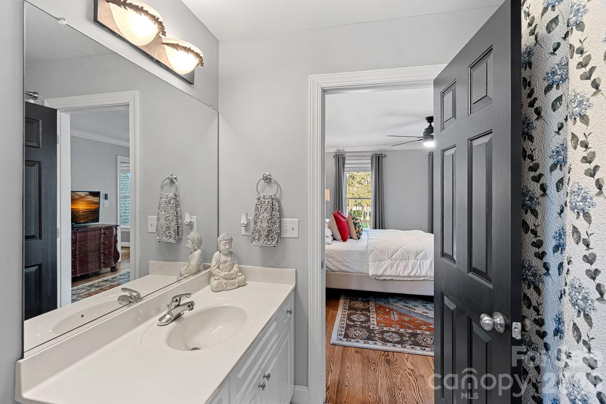 Uwharrie Point - Residential