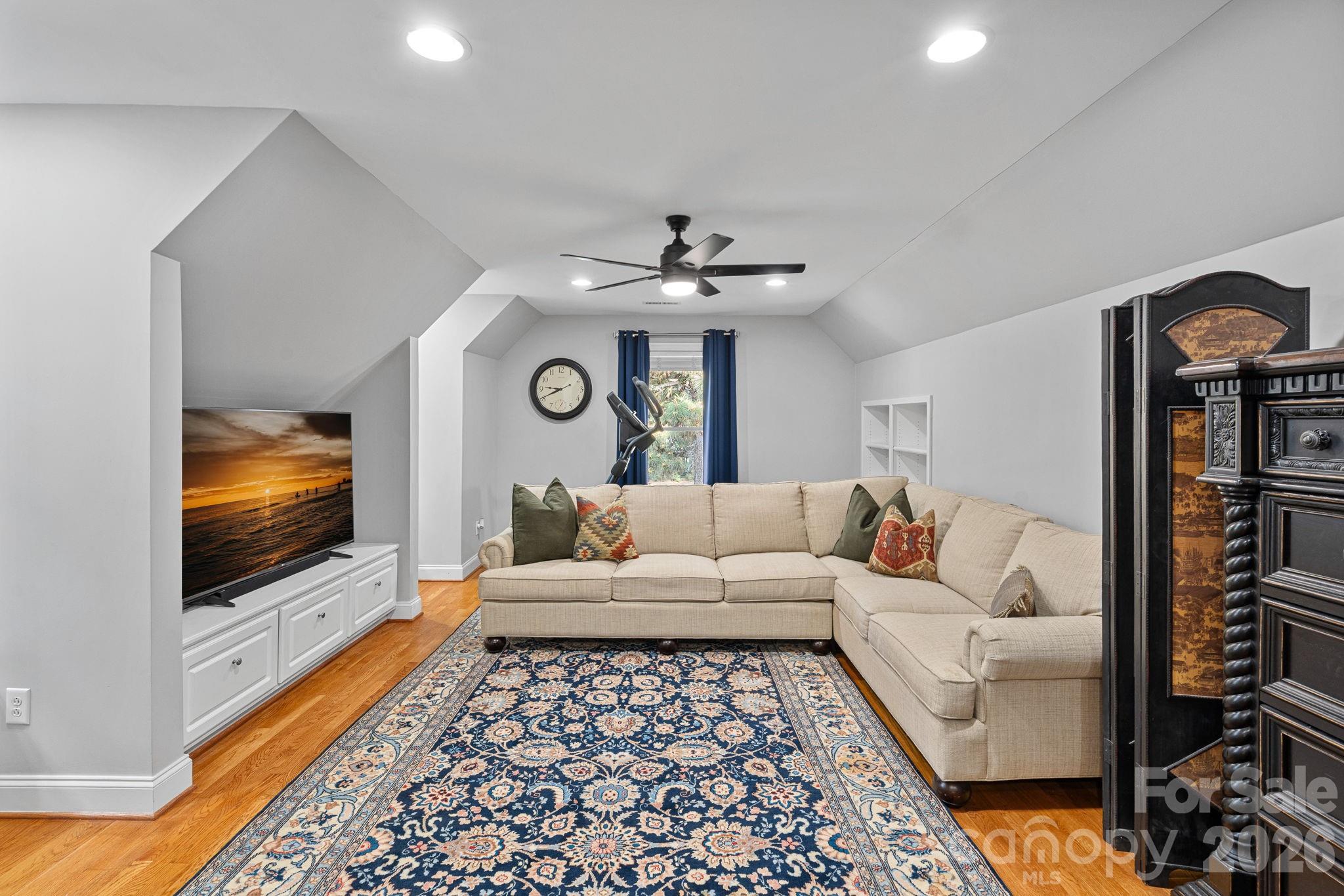 Uwharrie Point - Residential