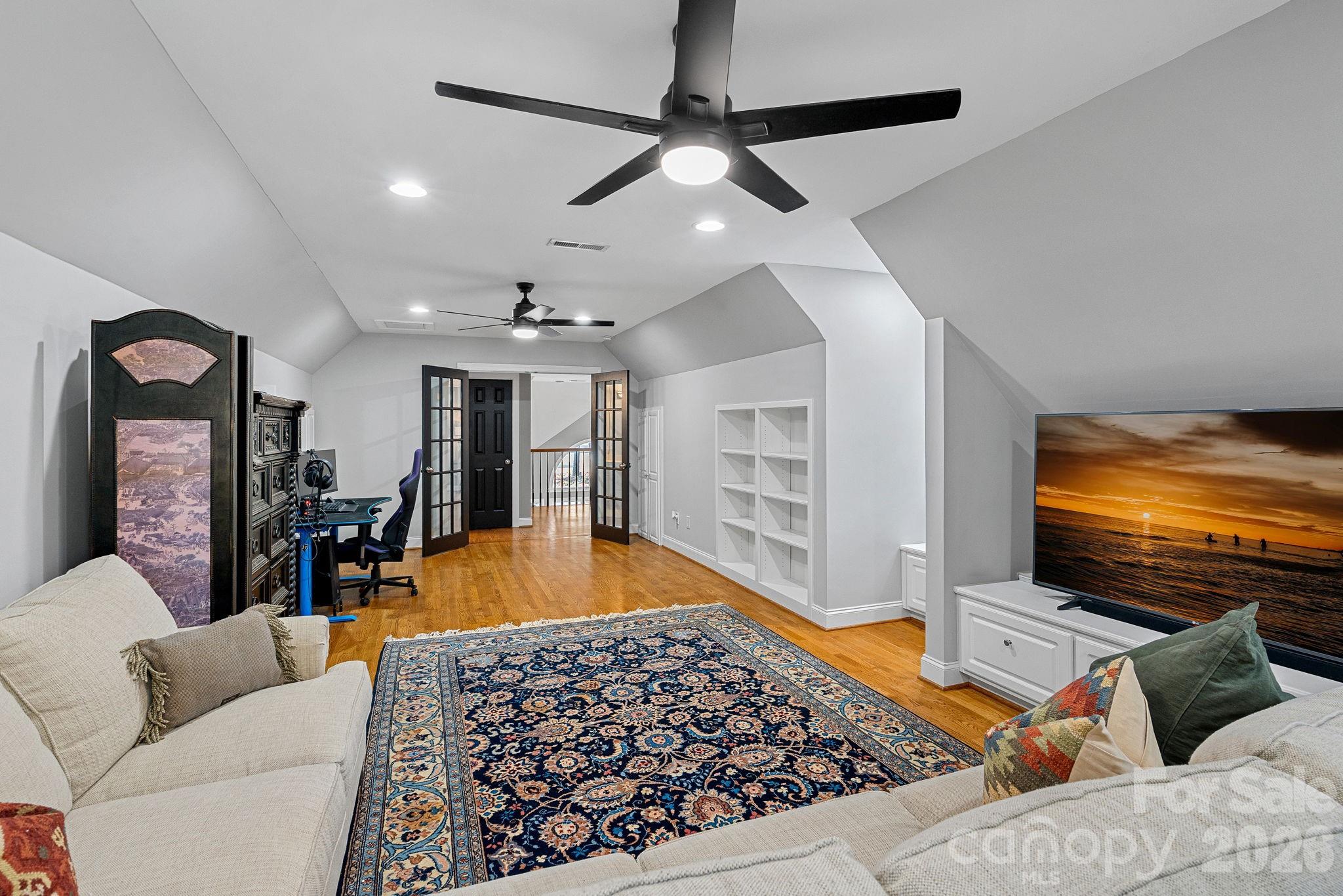 Uwharrie Point - Residential