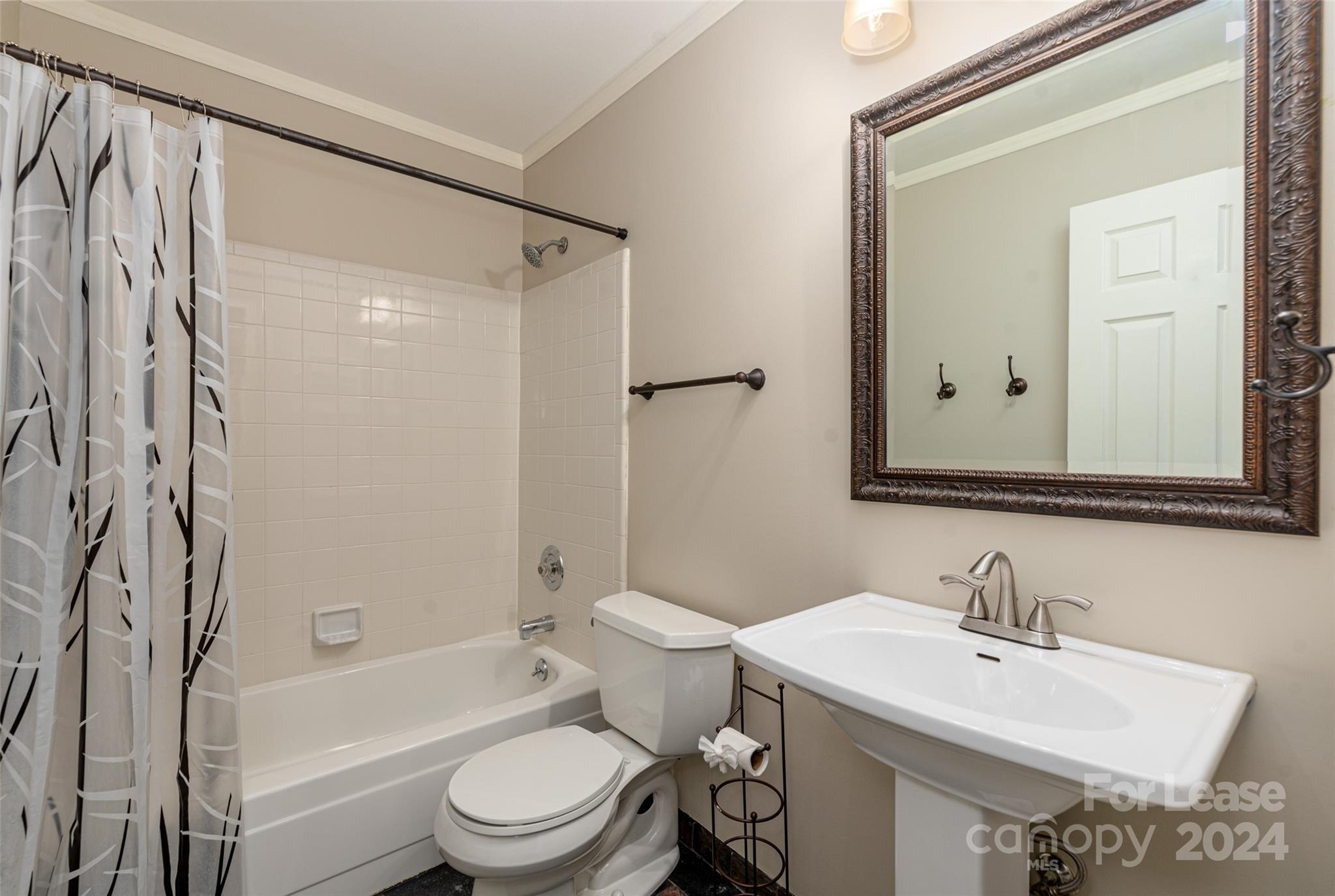 Bennington Woods - Residential Lease