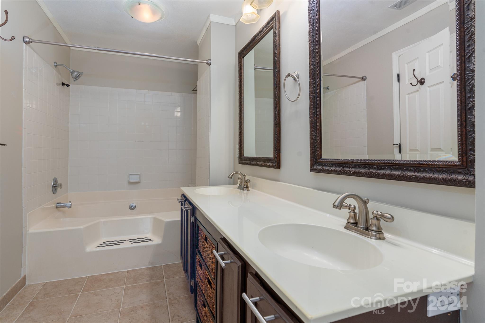 Bennington Woods - Residential Lease