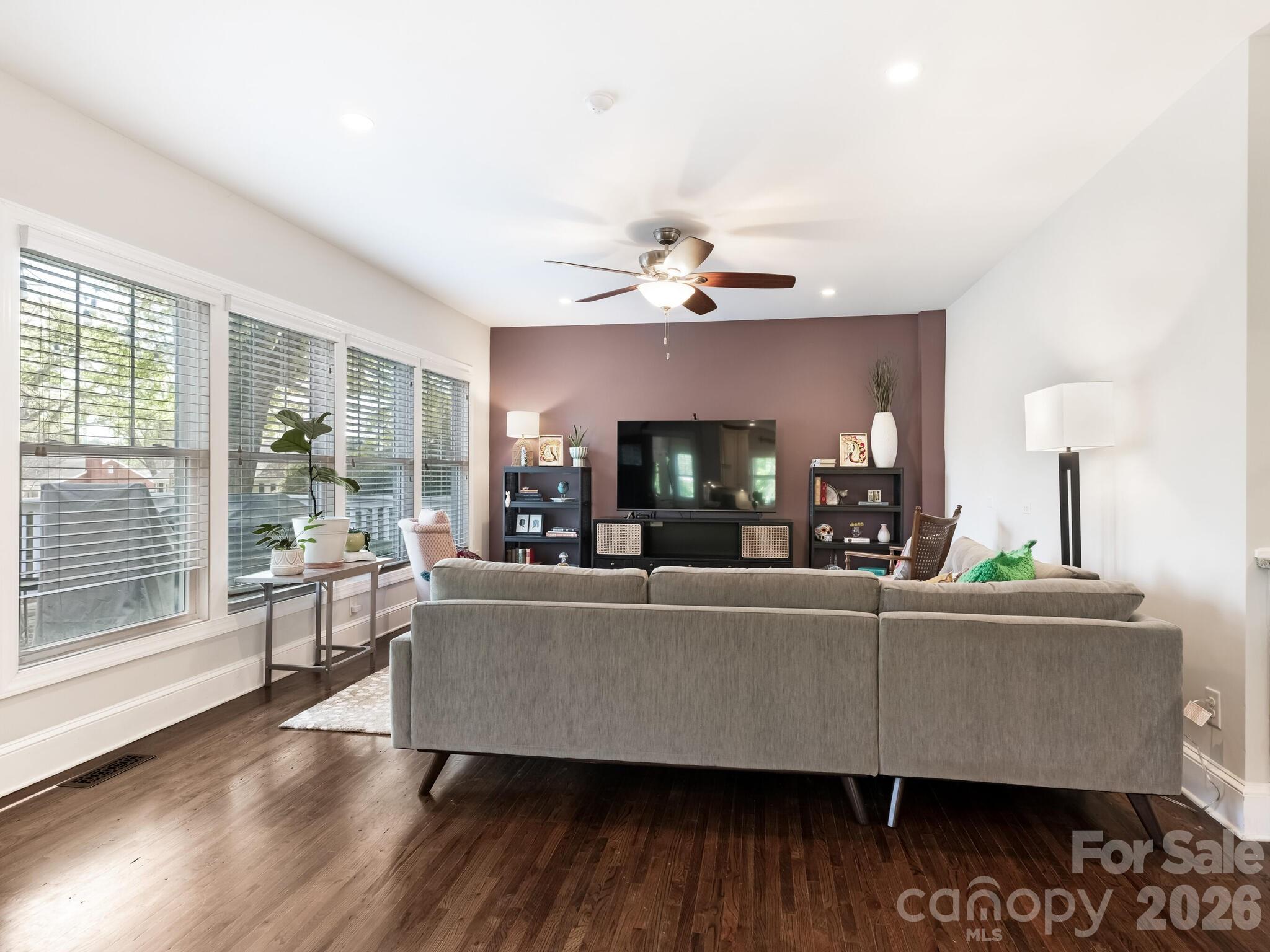 Oakhurst - Residential