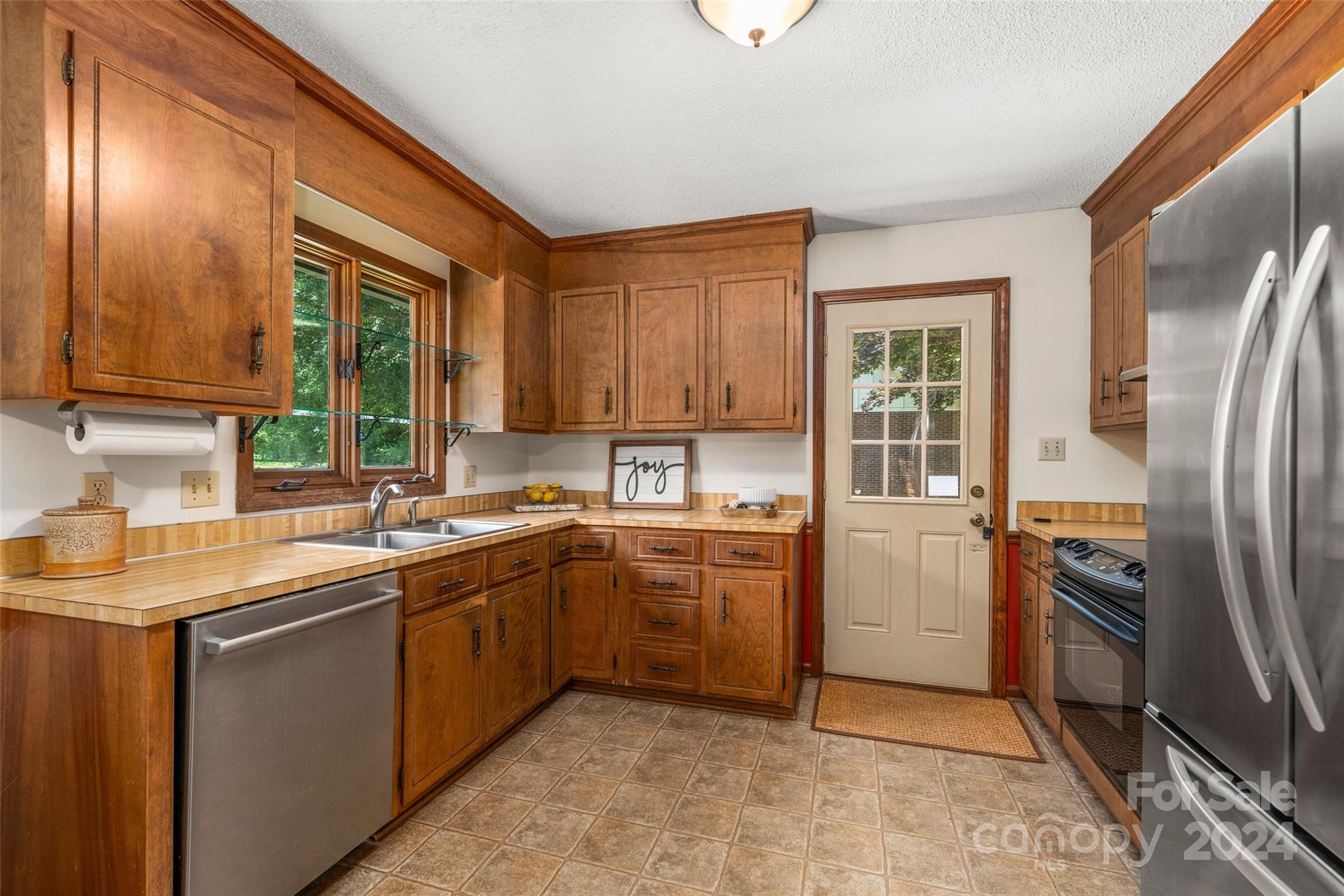 Country Place - Residential