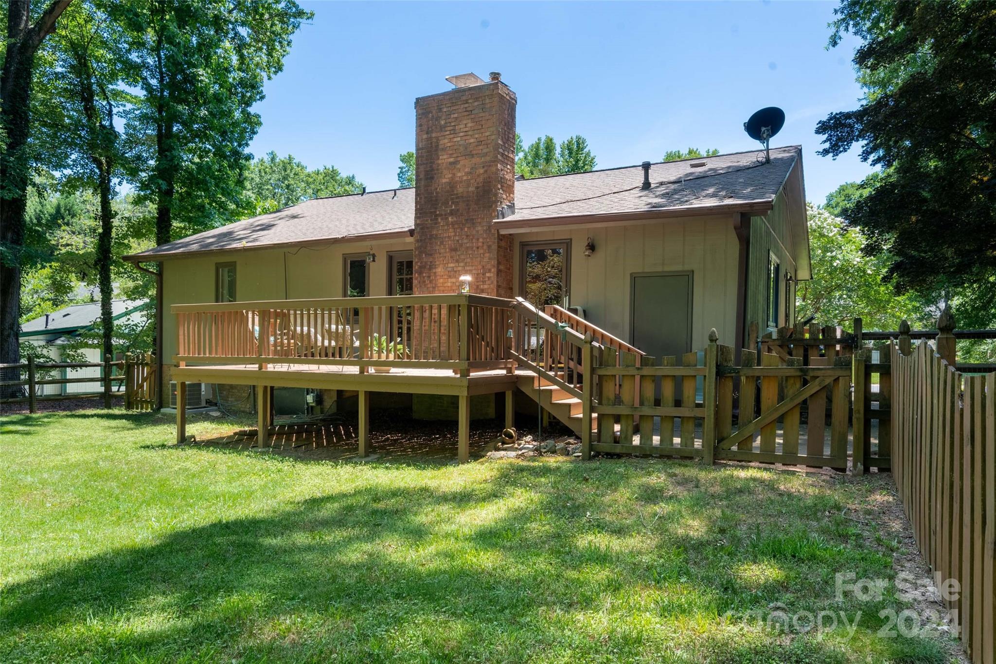 Country Place - Residential