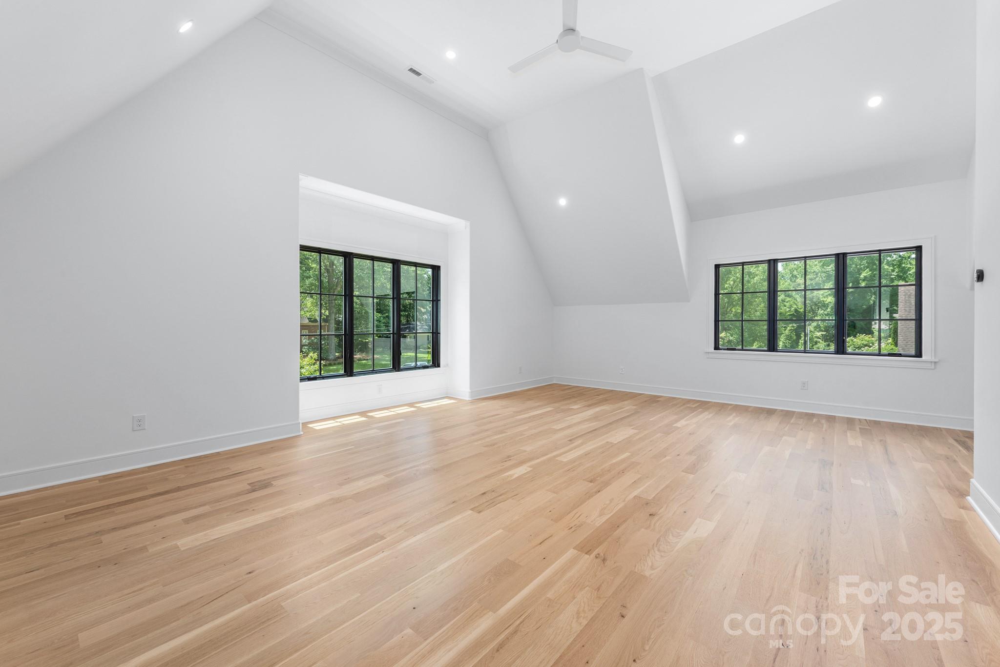 Lansdowne - Residential