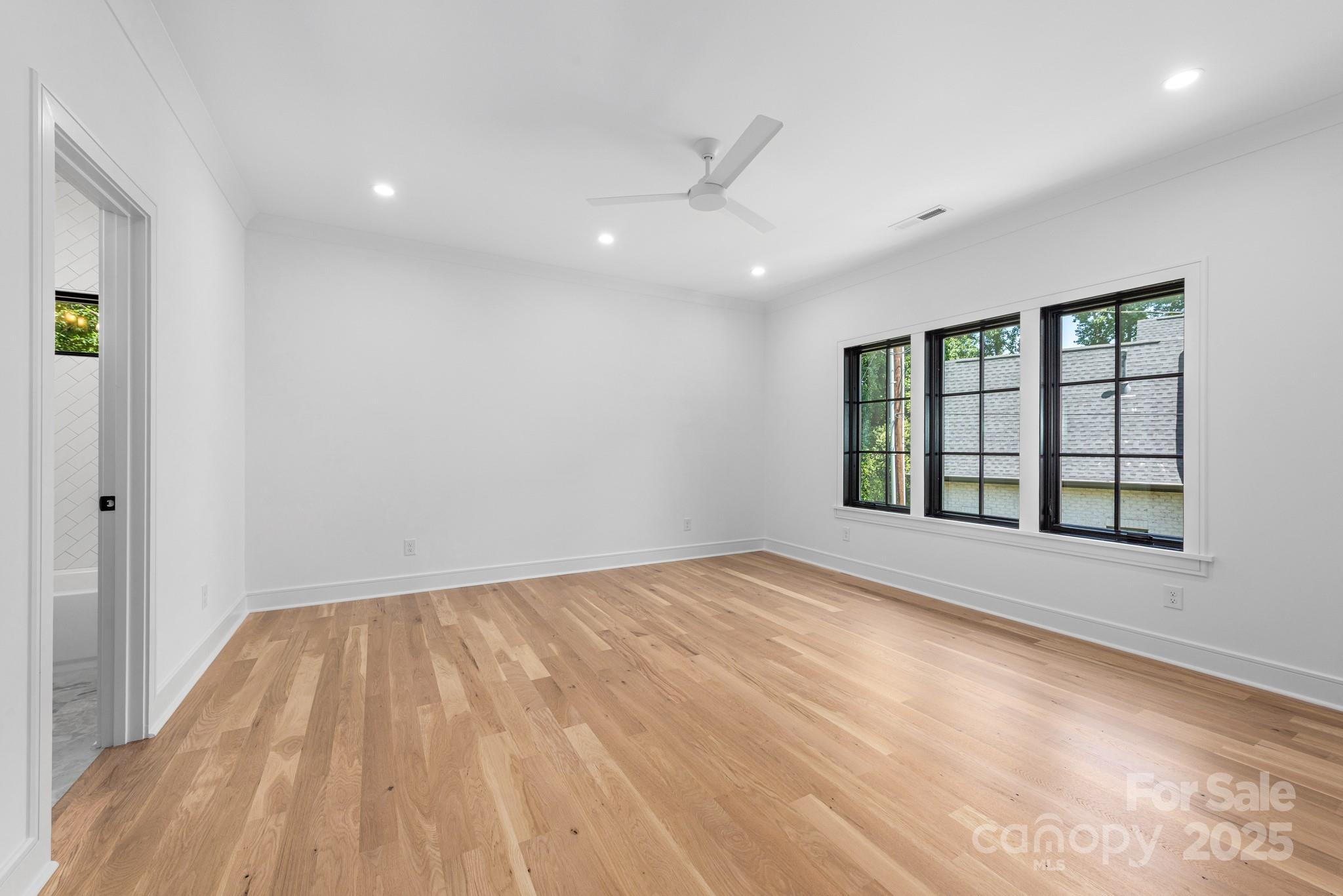 Lansdowne - Residential