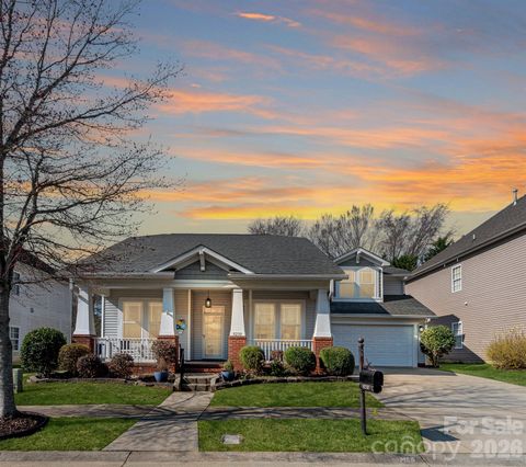 Photo of 8230 Cottsbrooke Drive, Huntersville, NC 28078 (MLS # 4352276)