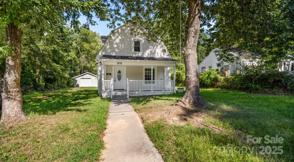 1215 Highland Avenue