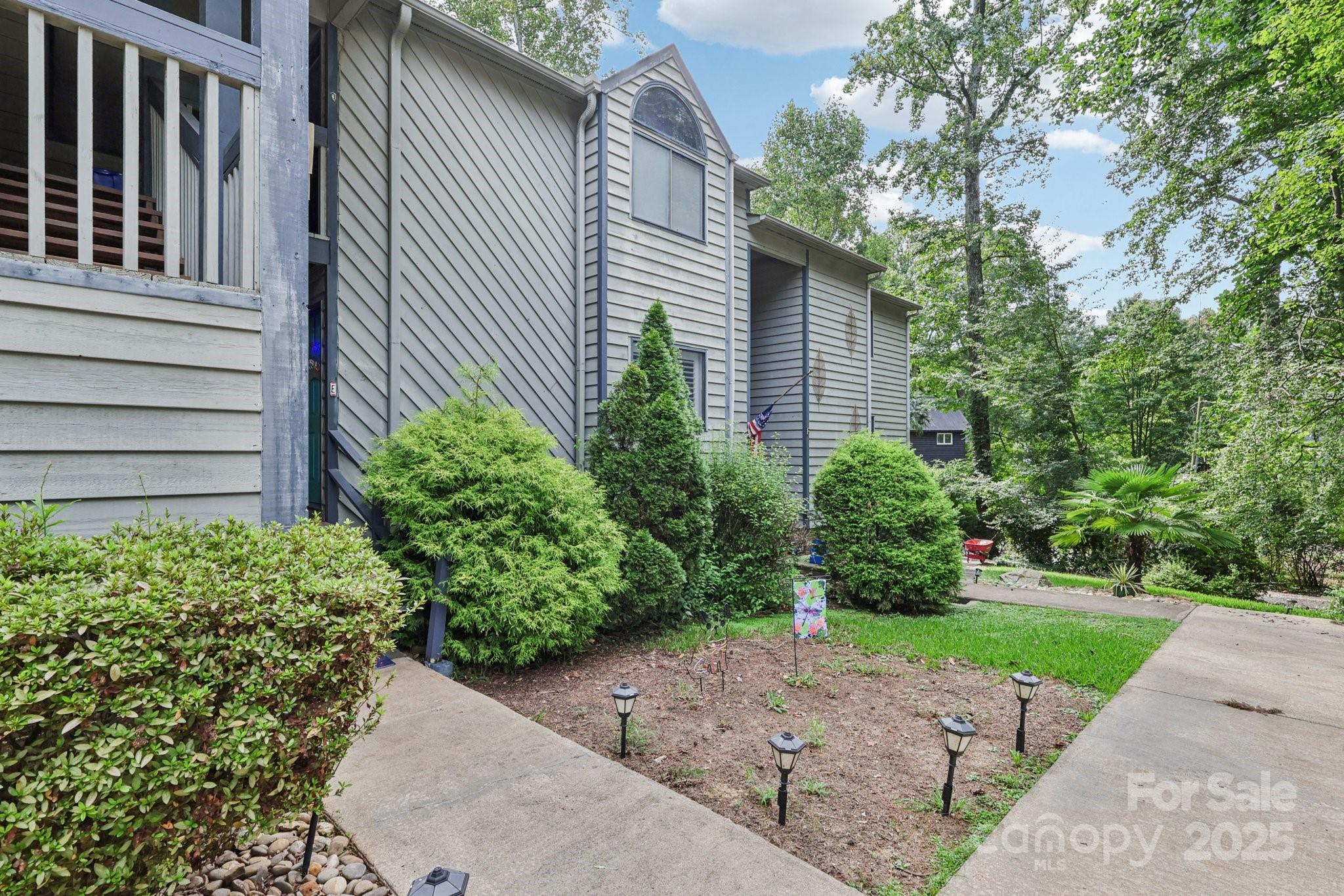 The Lake Villas - Residential