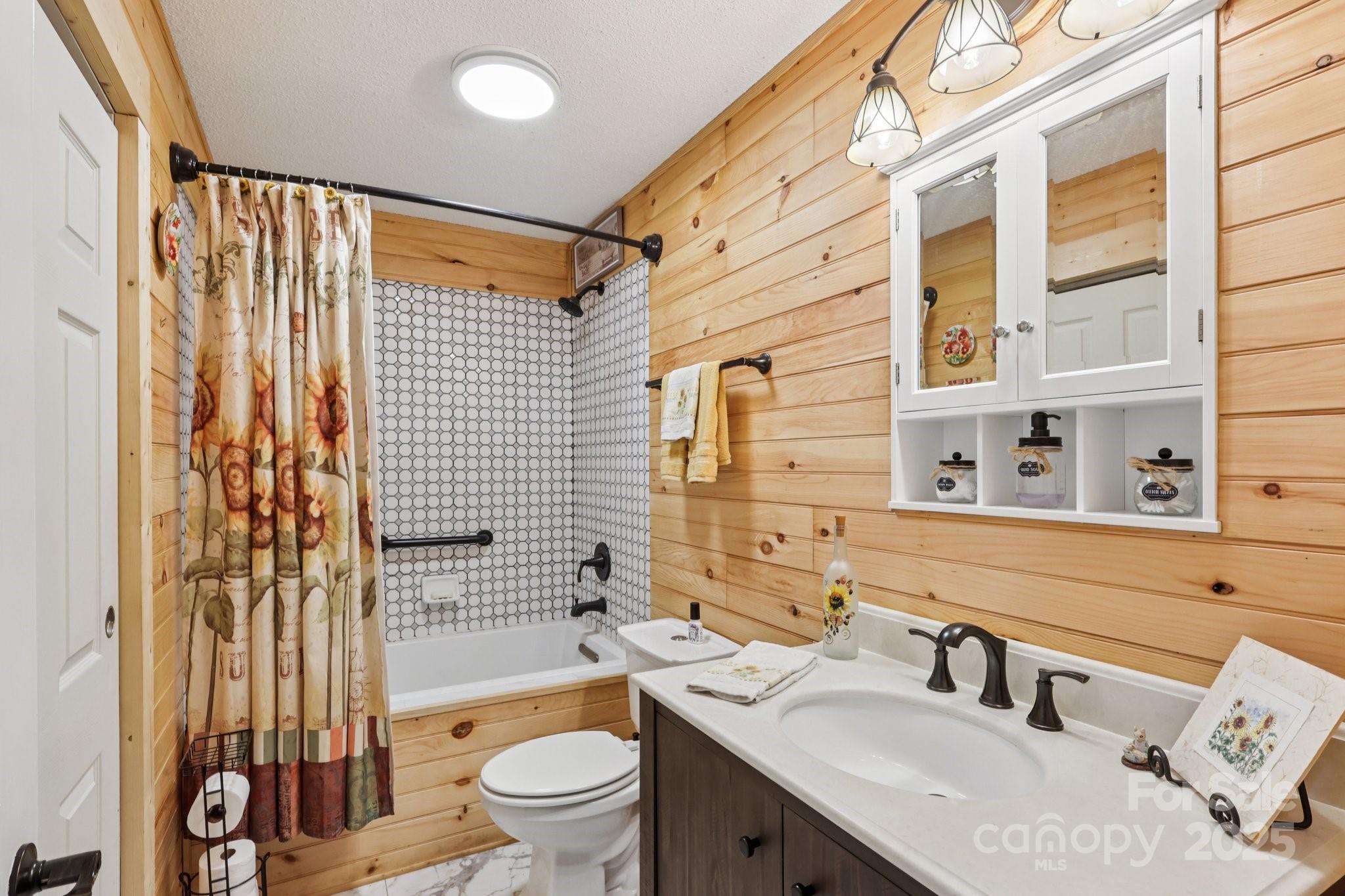 The Lake Villas - Residential