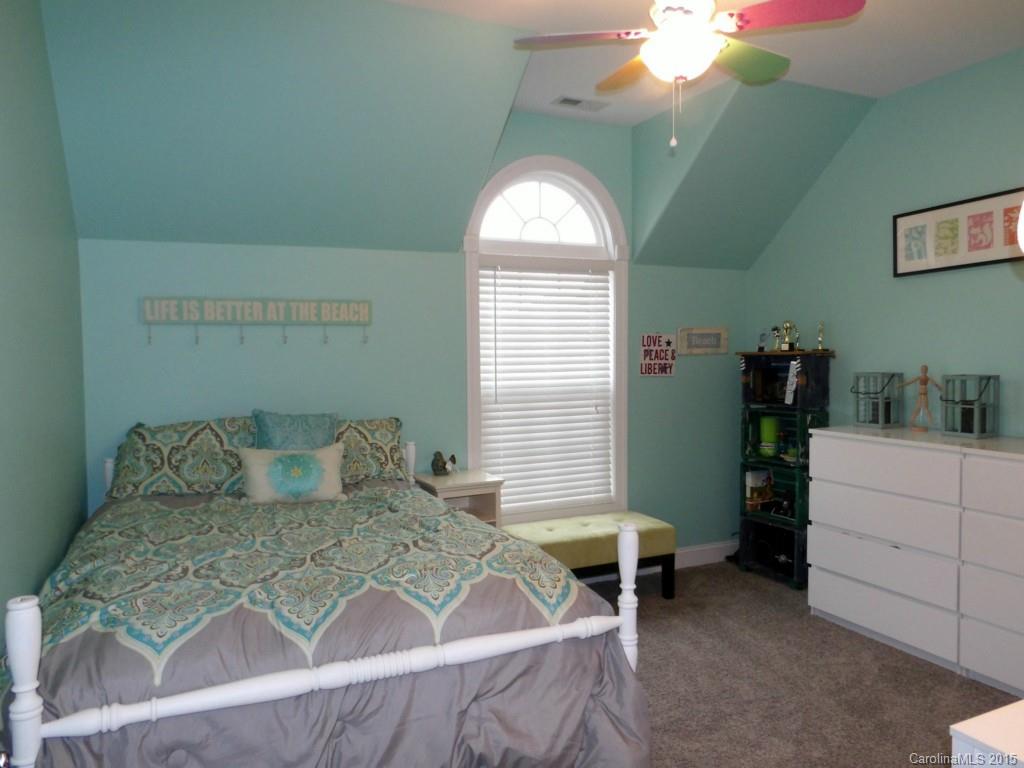 Mill Creek Falls - Residential