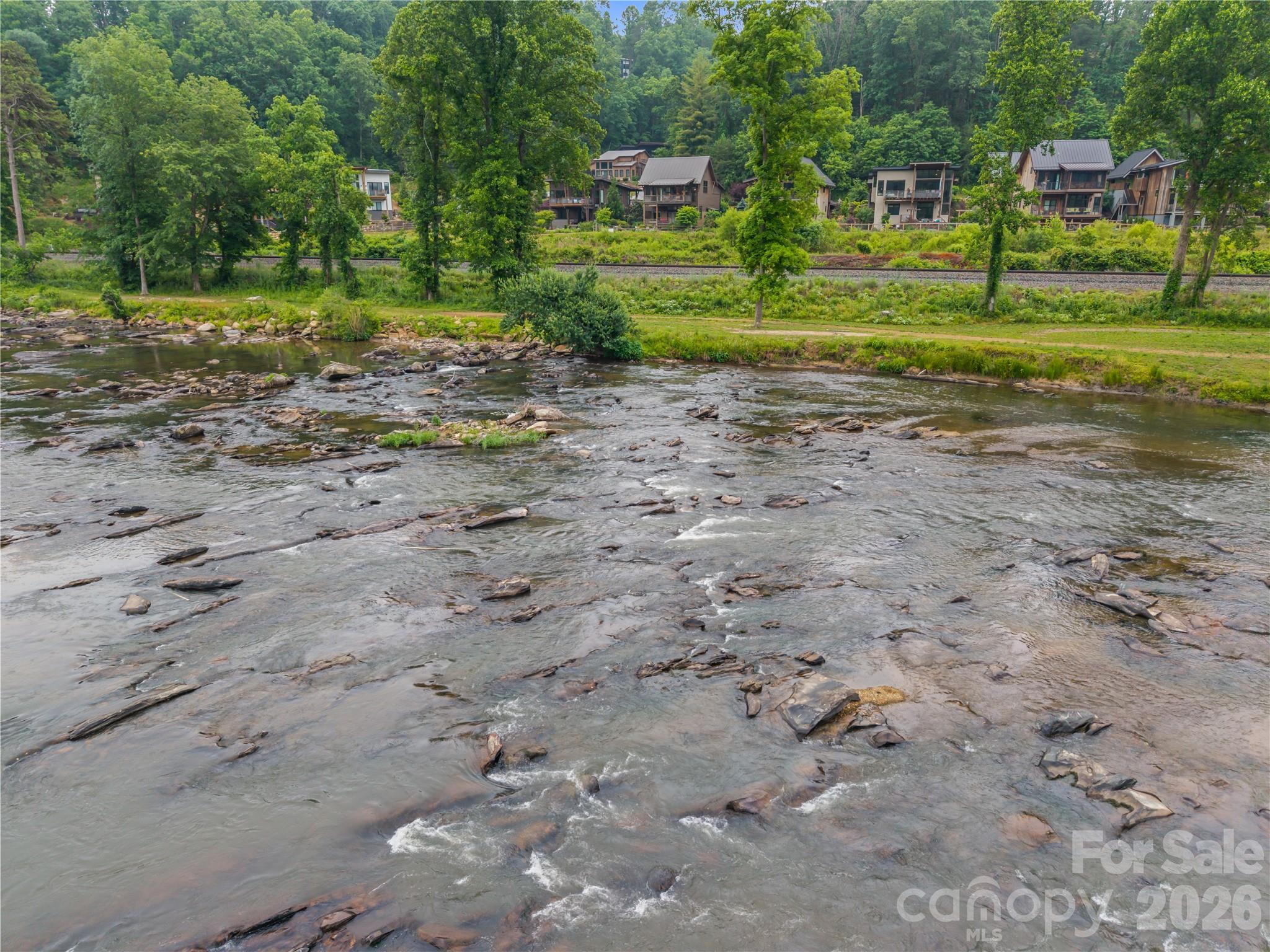 40 River Run