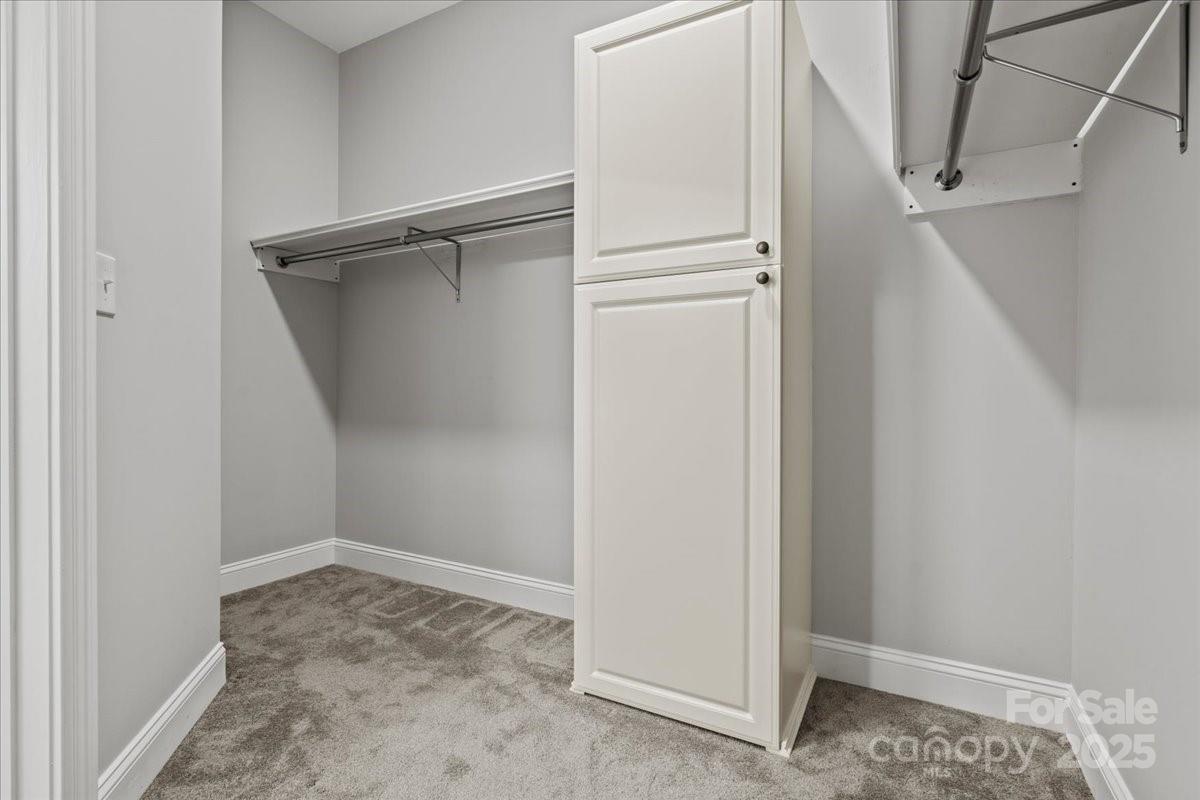 Sherwood Forest - Residential