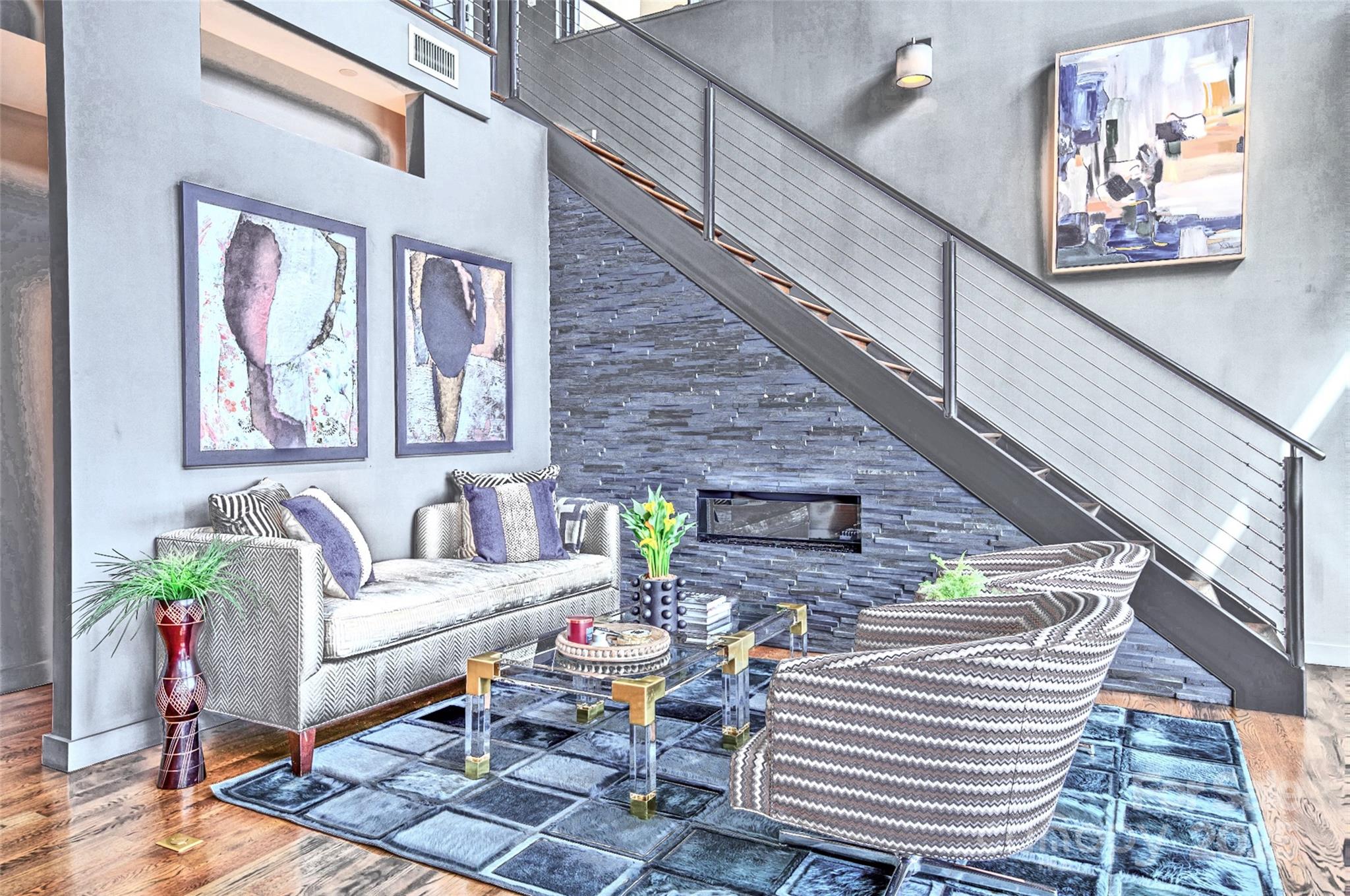 12 S Lexington Avenue 600