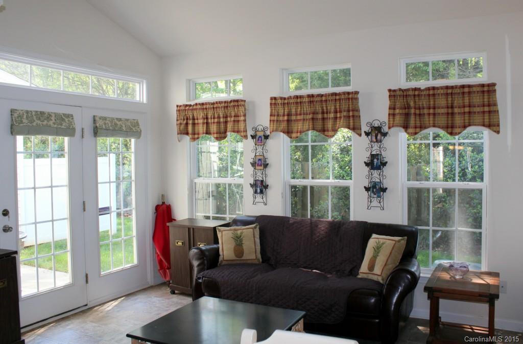 Fairway Townhouses - Residential
