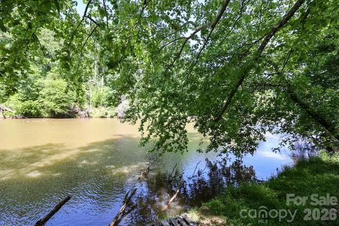 Riverview - Residential